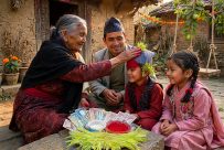 आज नेपालीको महान पर्व बडादशैं: टीकाको उत्तम साइत बिहान १०:२६ बजे