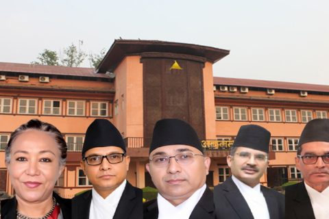संवैधानिक इजलासमा किचलो : प्रधानन्यायाधीशको तजबिज कि संस्थागत मापदण्ड?