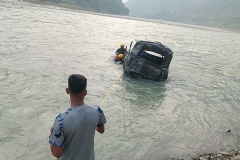 सुनकोशी सुमो दुर्घटना प्रकरण : मृत्यु भएका तीन जनाकै भयो पहिचान, बेपत्ता तीन जनाको खोजी जारी