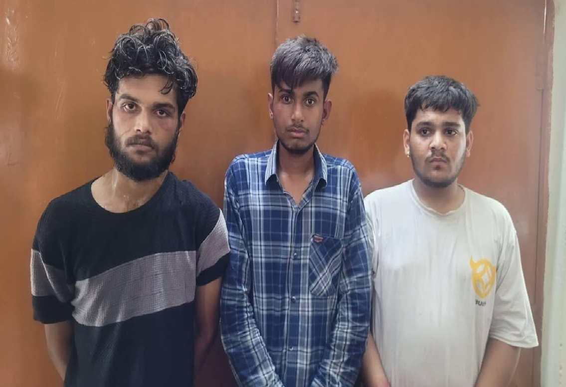बलिउड अभिनेता टाइगर श्राफमाथि गोली प्रहार : नेपाल भाग्ने तयारीमा रहेका तीन अभियुक्त पक्राउ